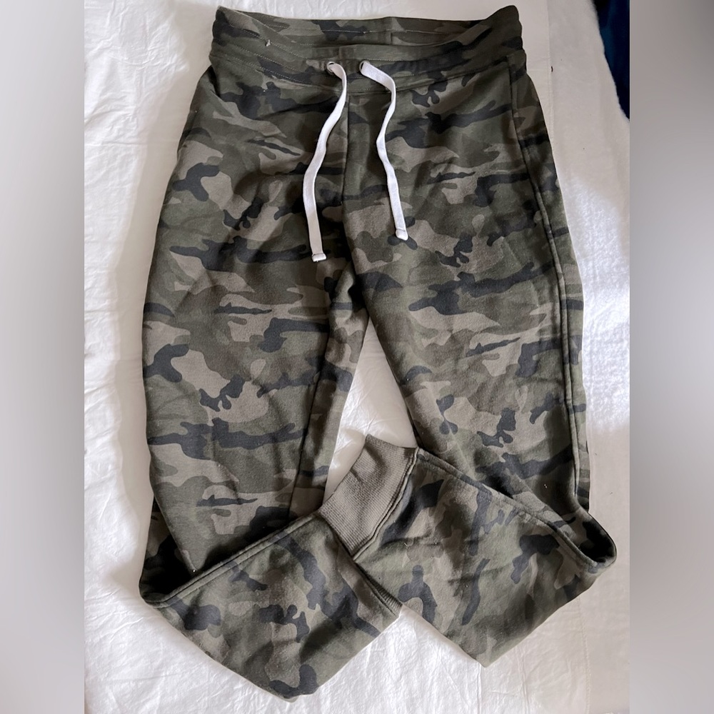 New womens camo track pants size small